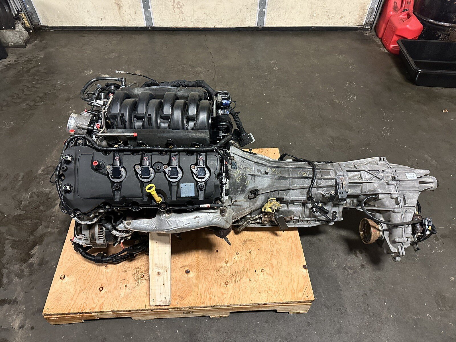 Ford 5.0L Coyote F-150 6R80 4x4 Engine Package